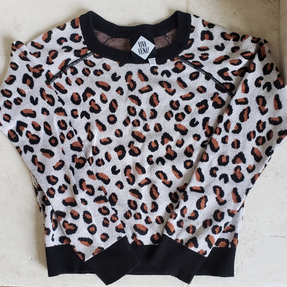 Viva Vena Animal Print Sweatshirt